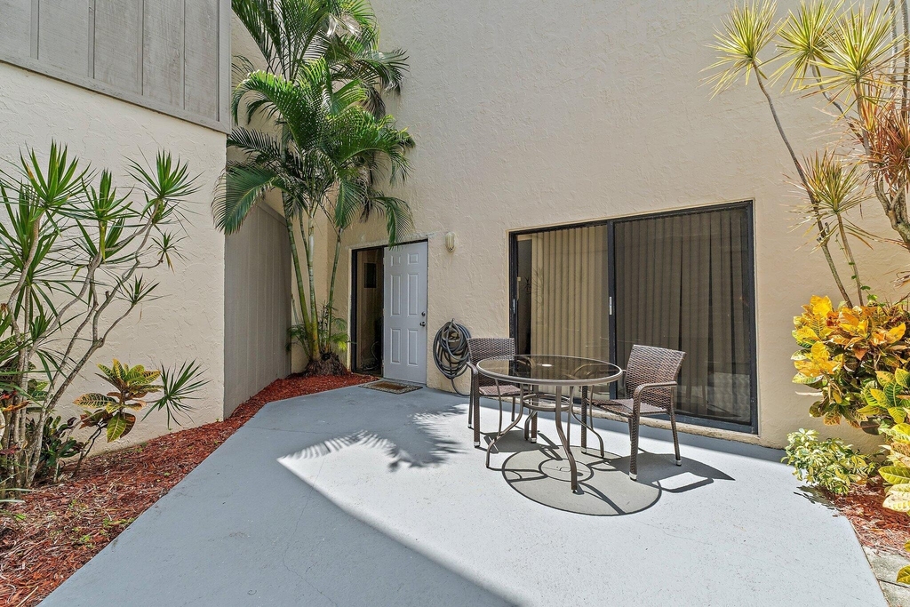 1605 S Us Highway 1 - Photo 5