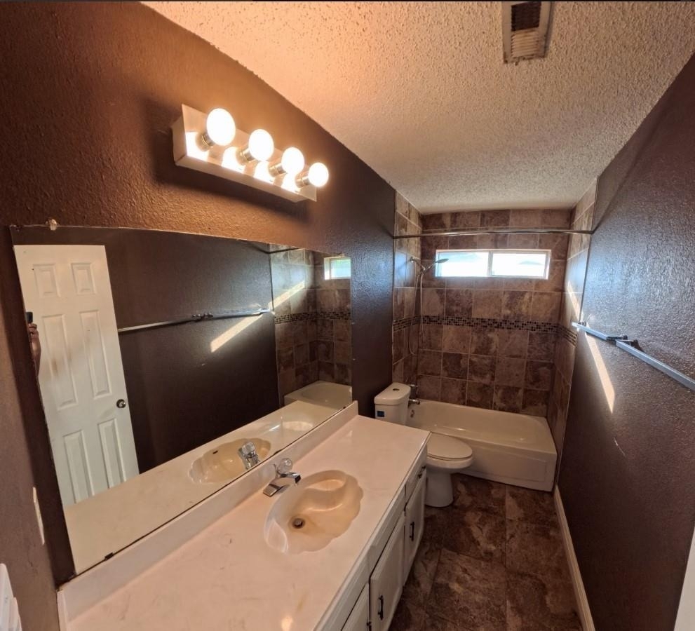 1454 Cromwell Court - Photo 16