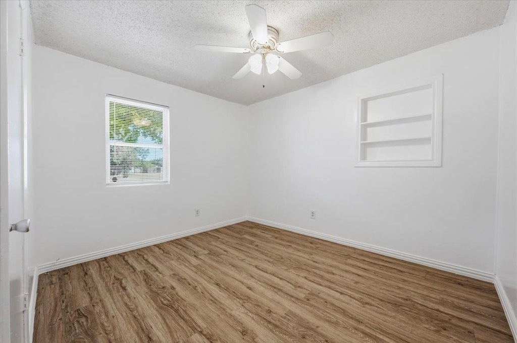 104 Parker Street - Photo 16