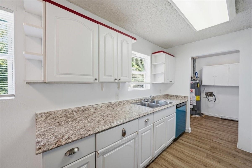 104 Parker Street - Photo 10