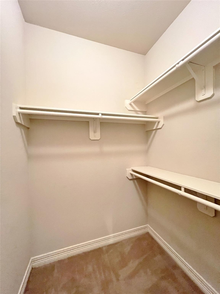 4330 Holland Avenue - Photo 23