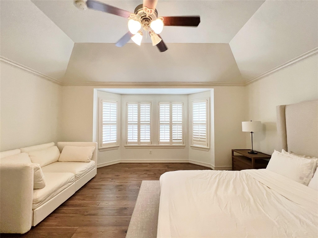 4330 Holland Avenue - Photo 15