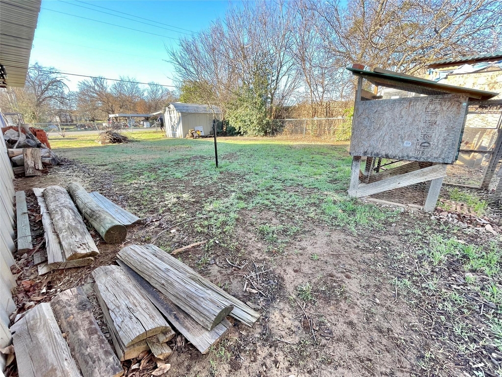 209 N Bowie Street - Photo 24