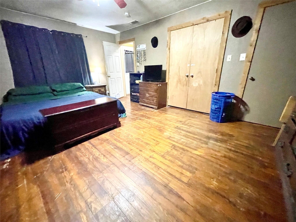 209 N Bowie Street - Photo 9