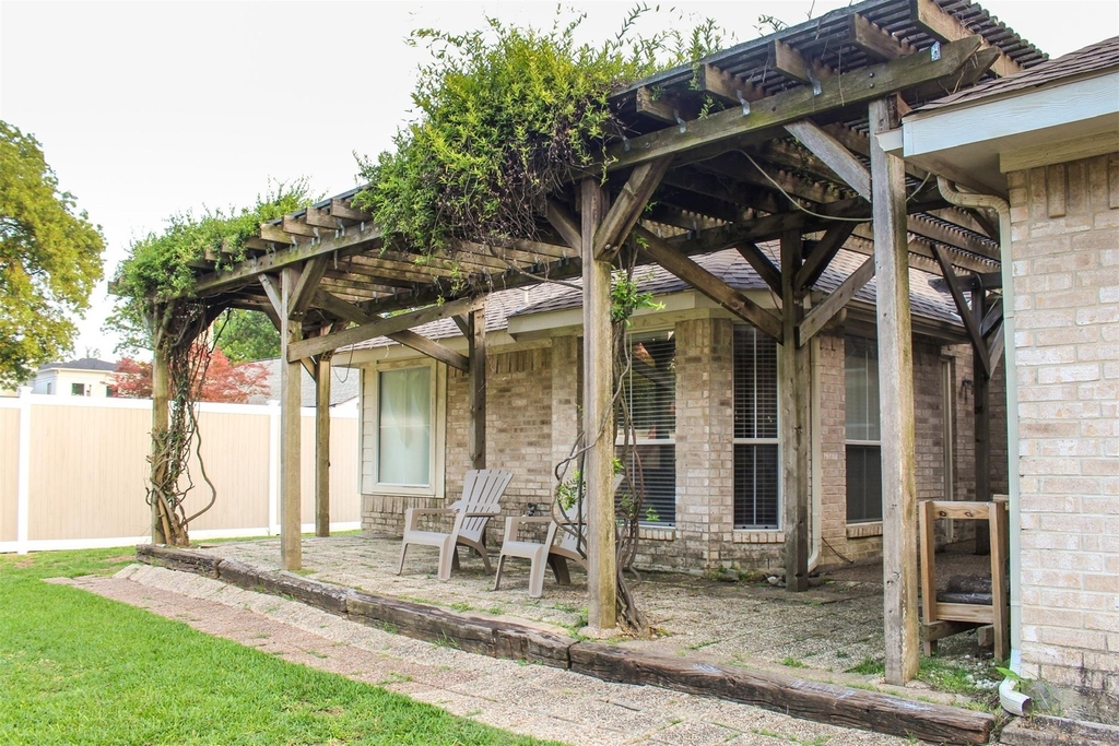 7247 Brennans Drive - Photo 10