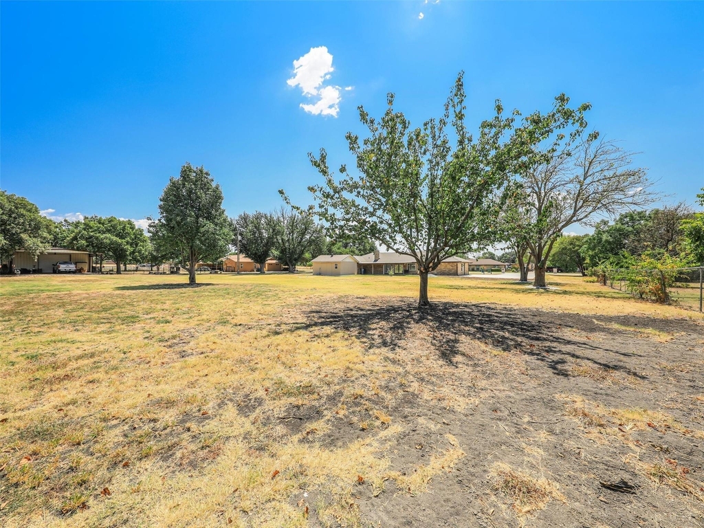 5609 Elisa Lane - Photo 38