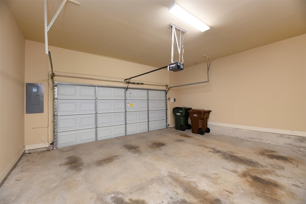 7914 Bishop Road - Photo 25