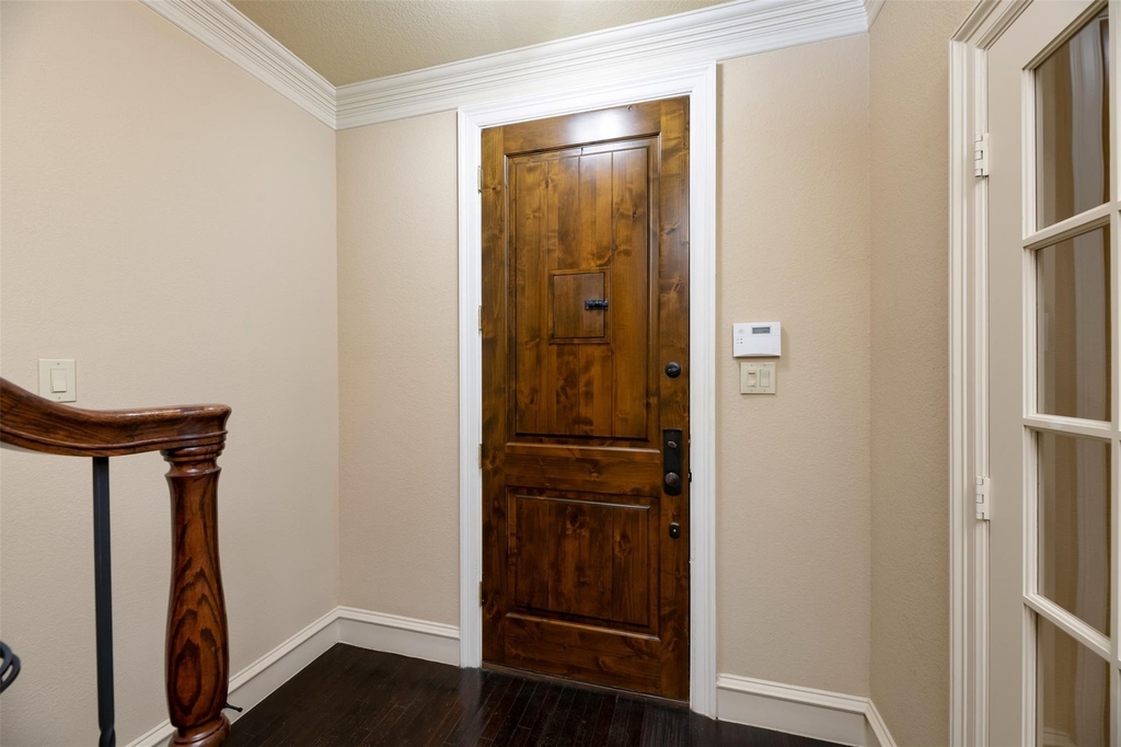 7914 Bishop Road - Photo 2