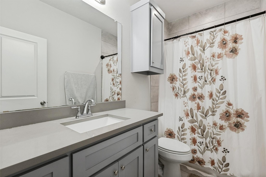 2547 Fatima Avenue - Photo 20