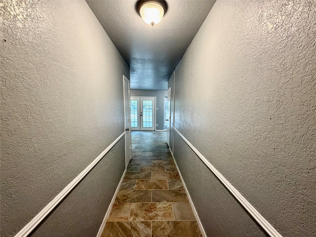 1729 W Doyle Street - Photo 3