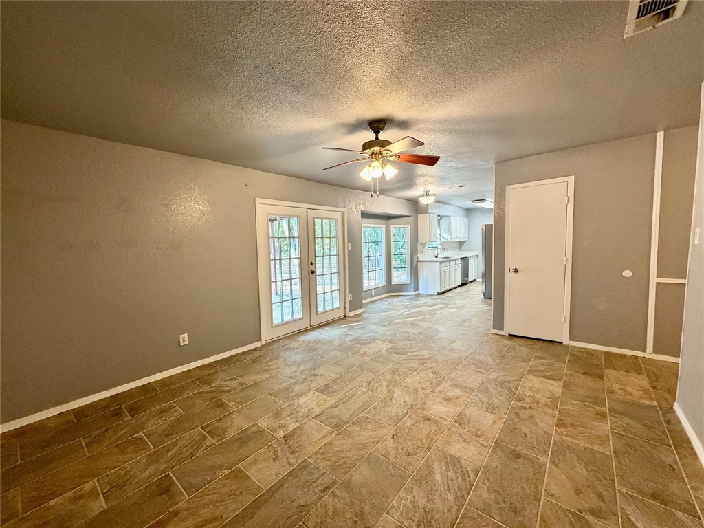 1729 W Doyle Street - Photo 6