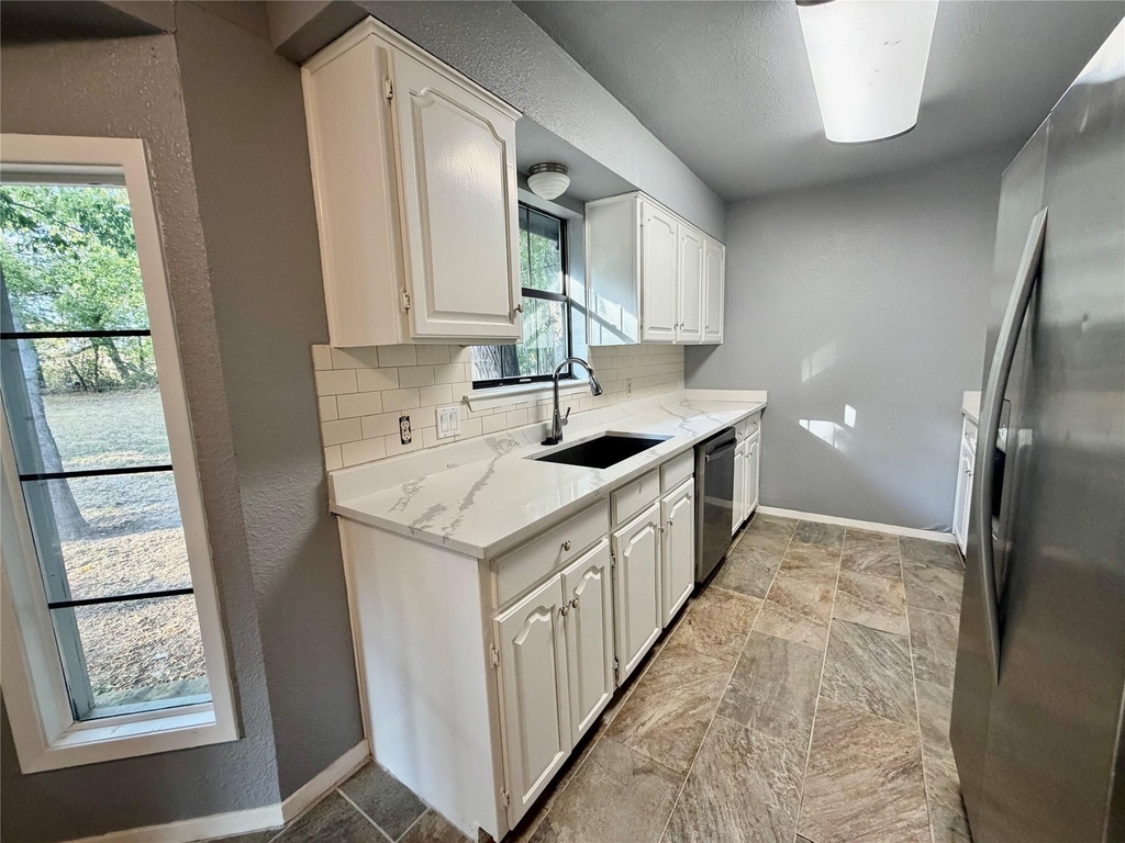 1729 W Doyle Street - Photo 11