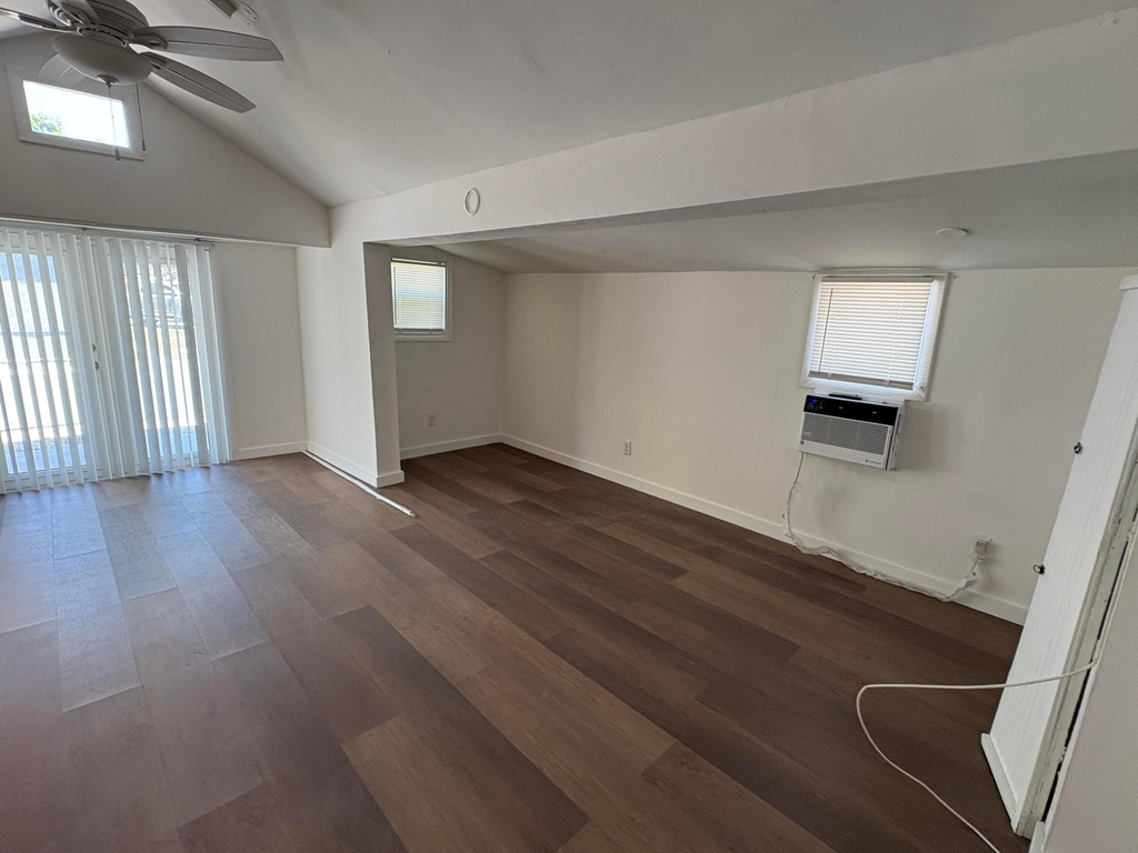 1912 Arthur Street - Photo 0