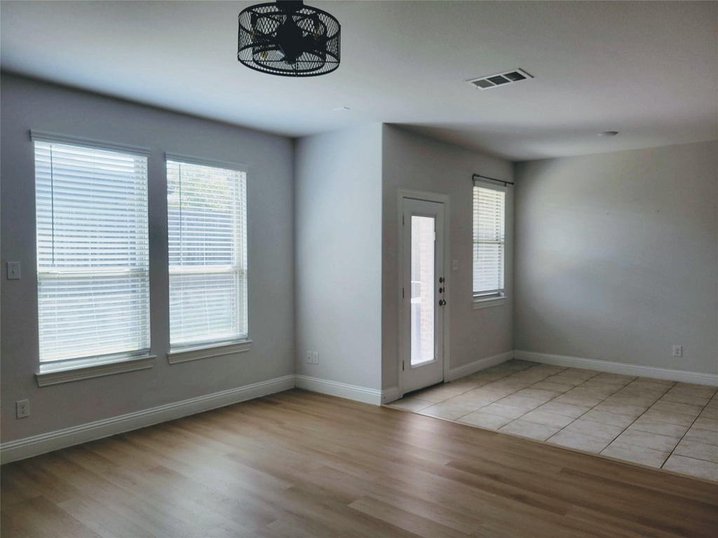 3814 Bastrop Street - Photo 12