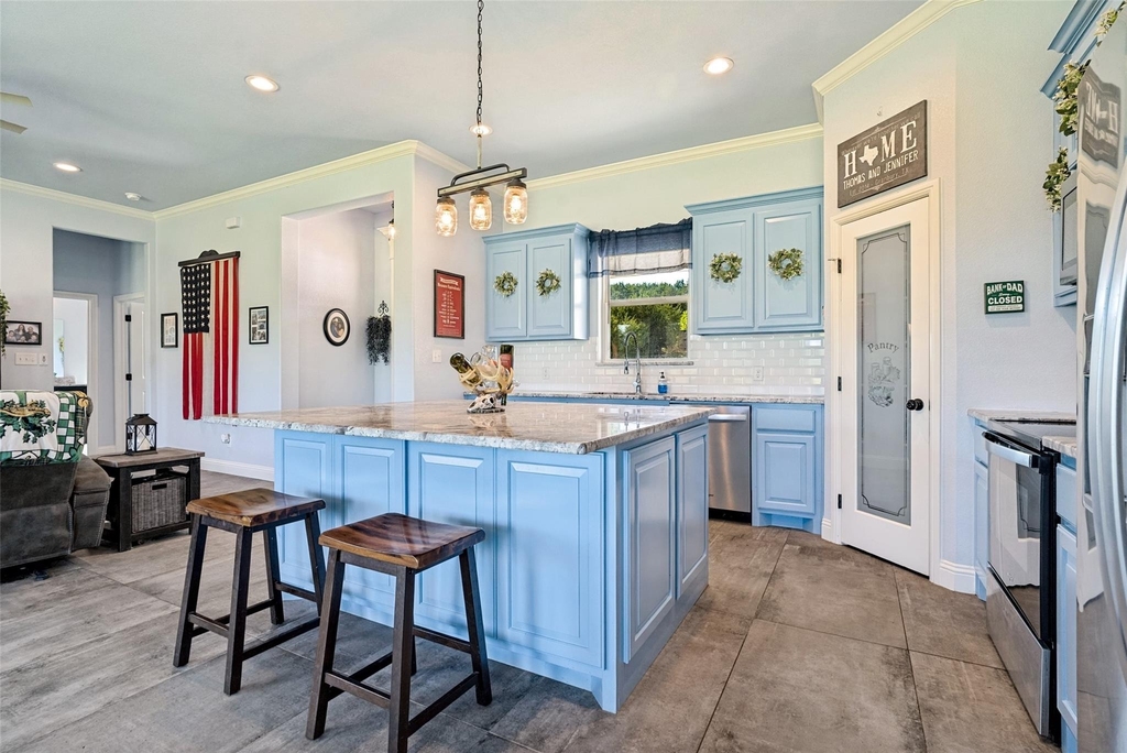 2128 Christine Drive - Photo 4