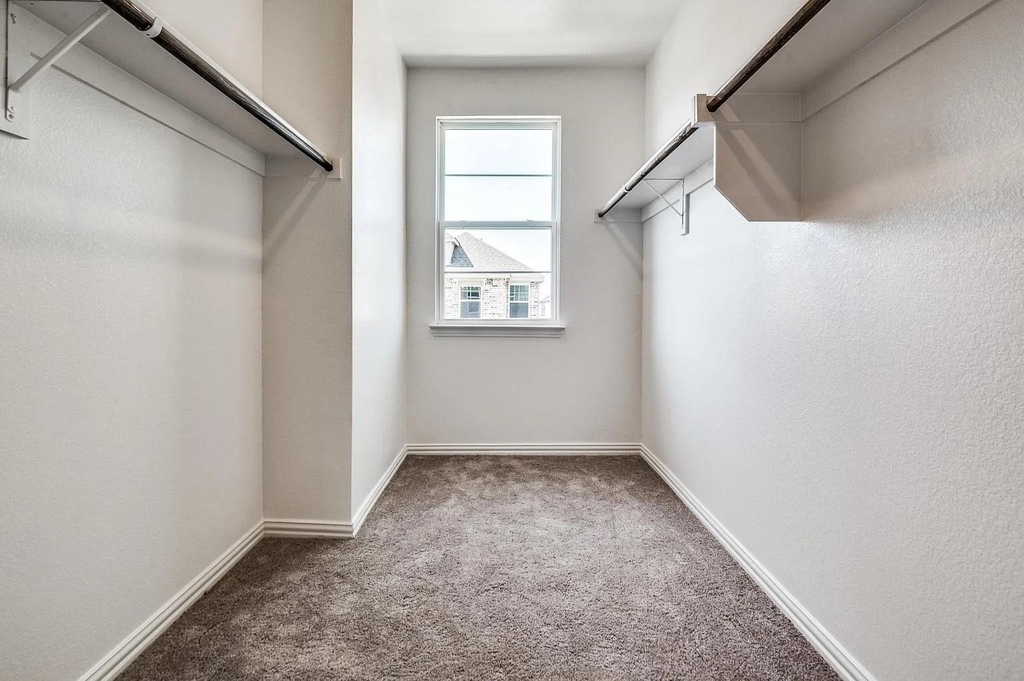 6205 Queens Path - Photo 27