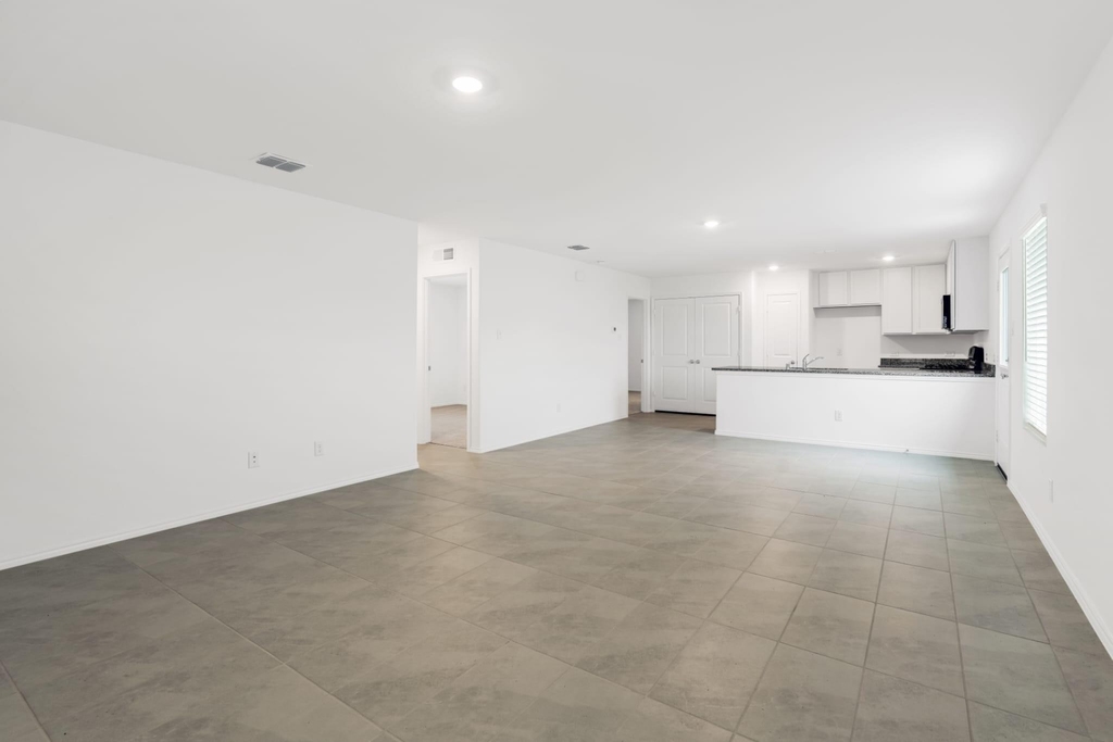 7109 Gray Wolf Lane - Photo 2