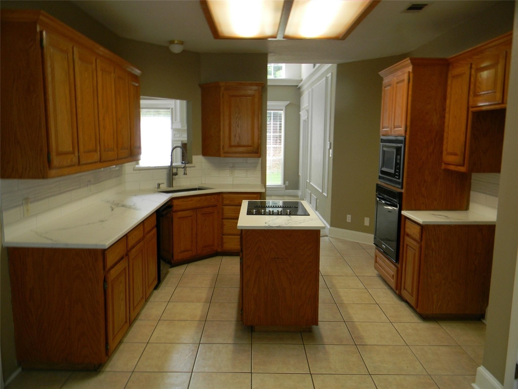 416 Roland Drive - Photo 8