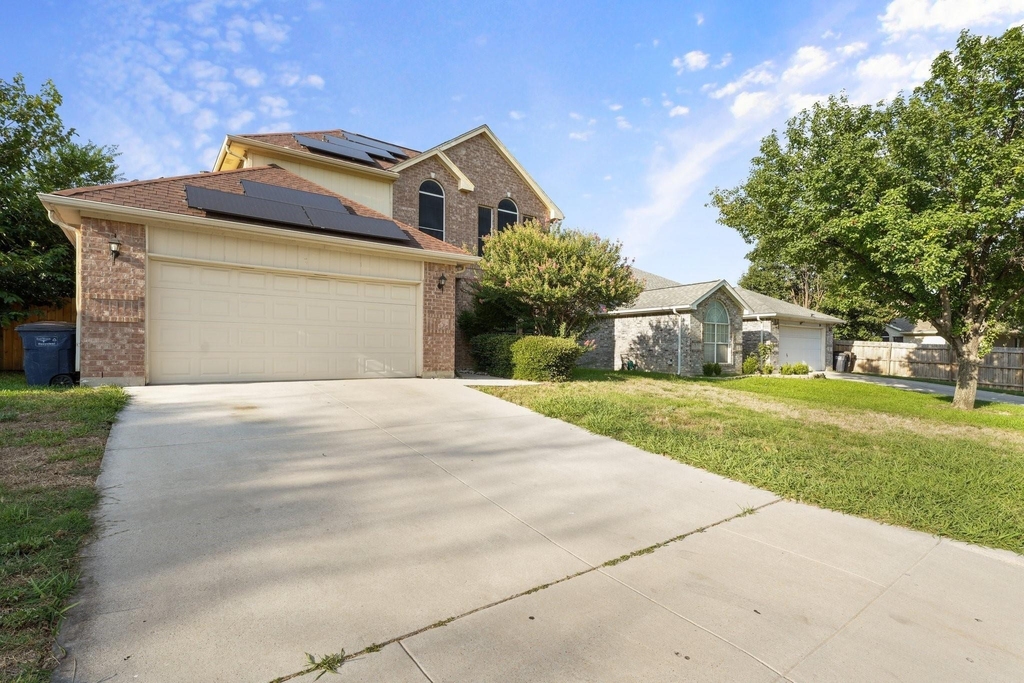 1801 Overland Street - Photo 2