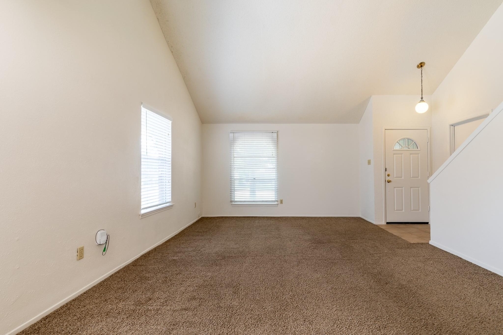 209 Pebblebrook Street - Photo 7