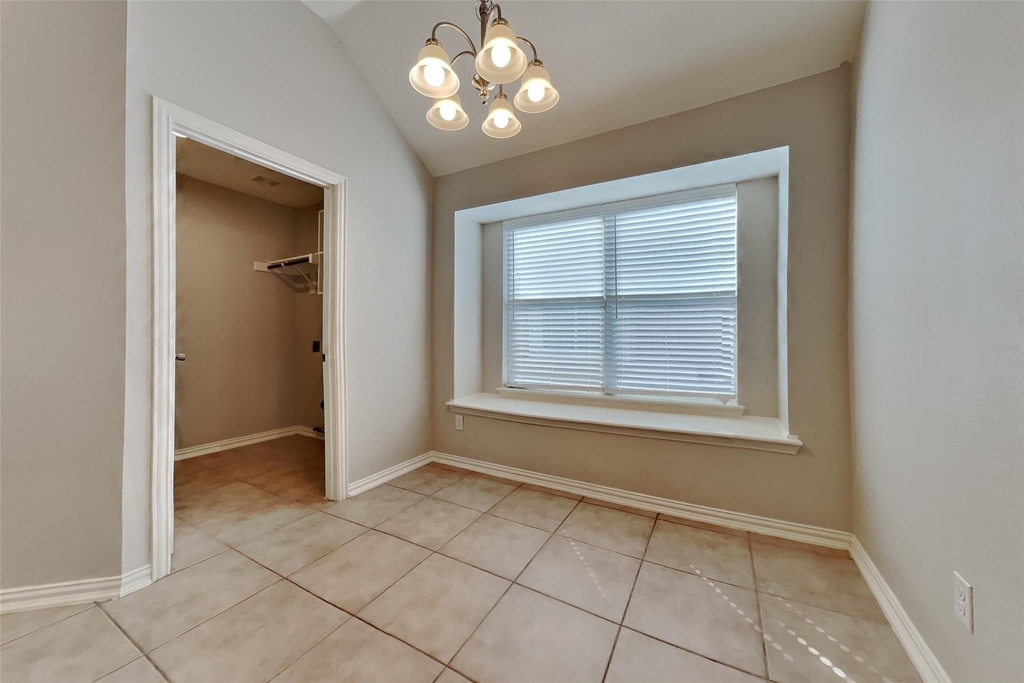 1112 Seider Lane - Photo 4