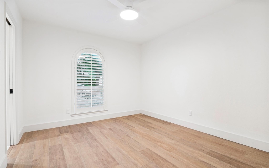 3817 Crestpark Drive - Photo 18