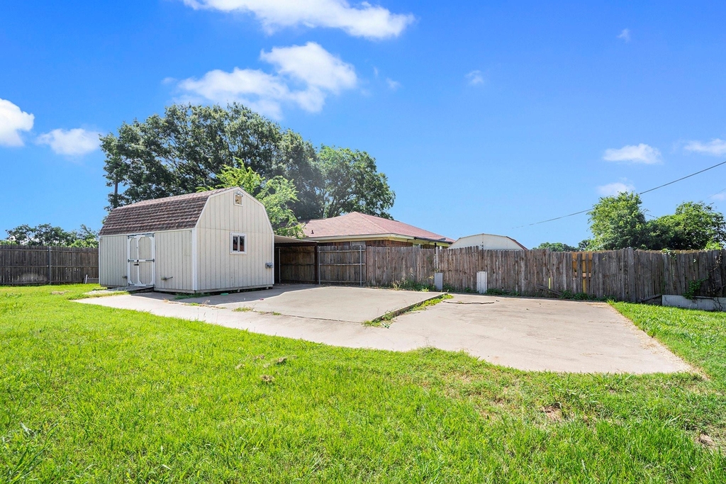 826 Meadowlark Circle - Photo 17