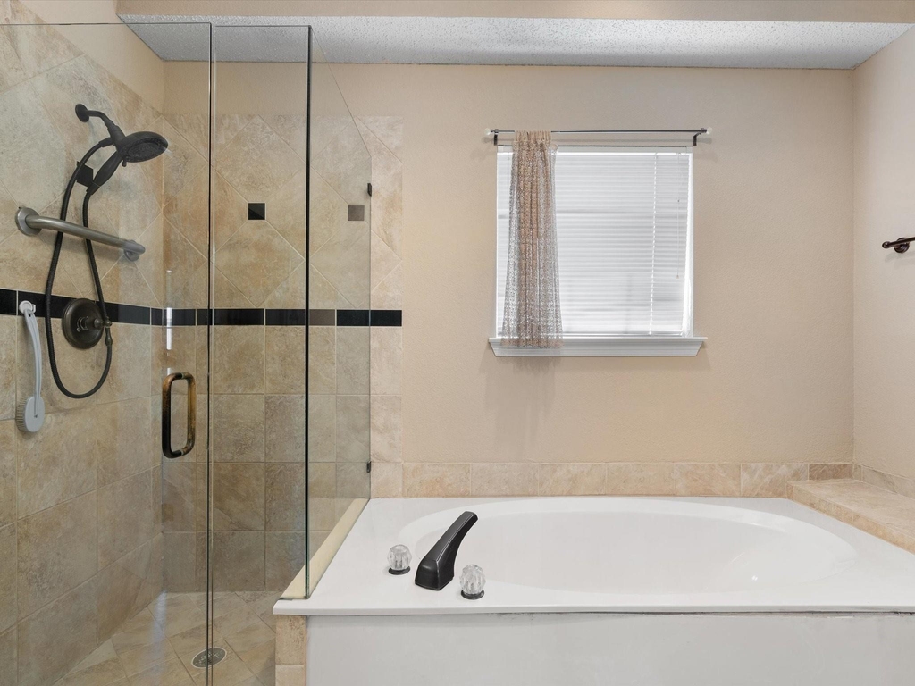 1404 Land Drive - Photo 7