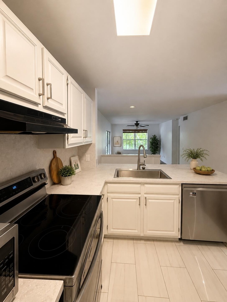 1865 Palm Cove Boulevard - Photo 3