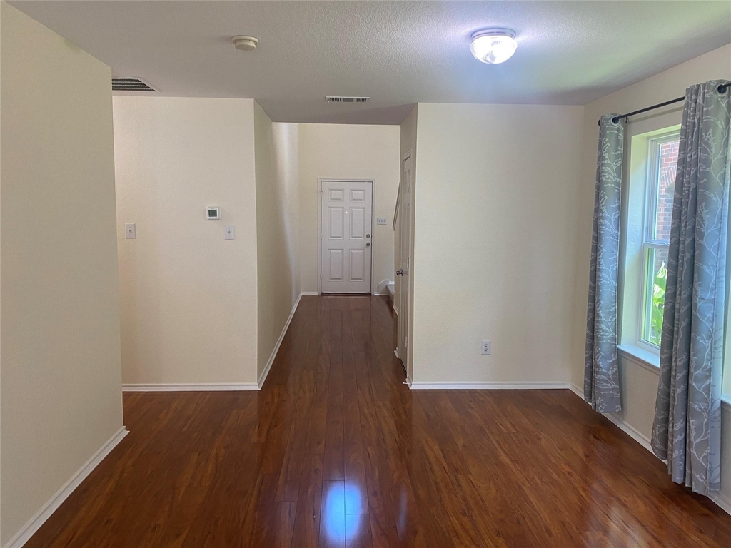 10133 Coolidge Drive - Photo 2