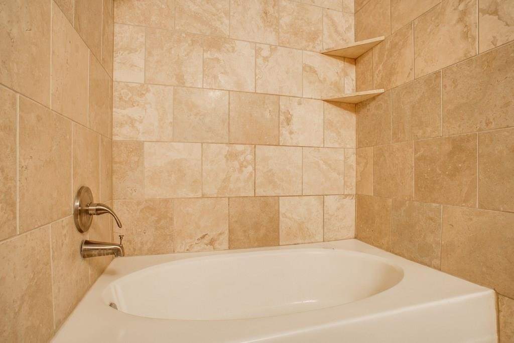 3102 Kings Road - Photo 12