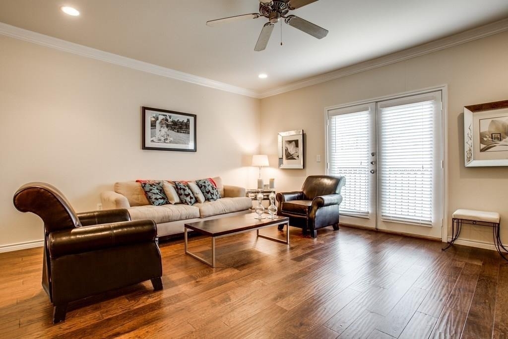3102 Kings Road - Photo 7
