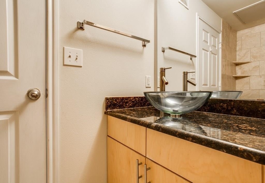 3102 Kings Road - Photo 11