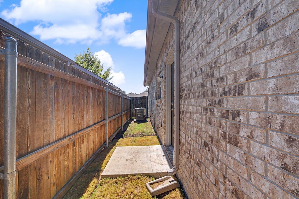 213 Stewart Bend Court - Photo 20