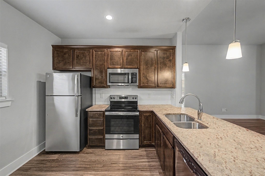 213 Stewart Bend Court - Photo 6