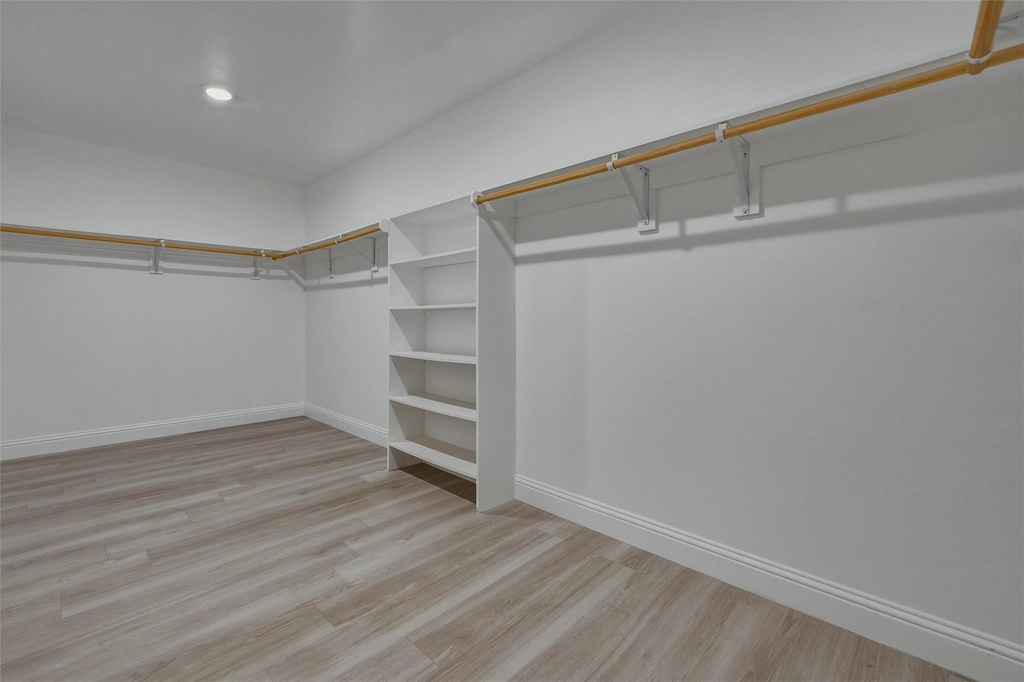 324 Hillcroft Road - Photo 15