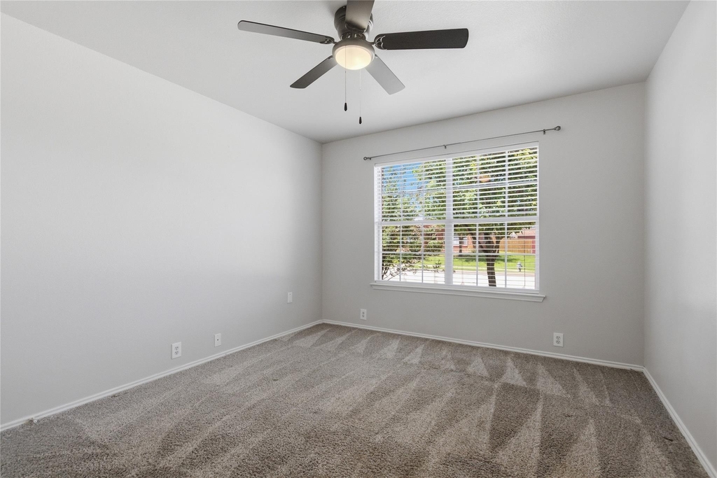 217 Ame Lane - Photo 8