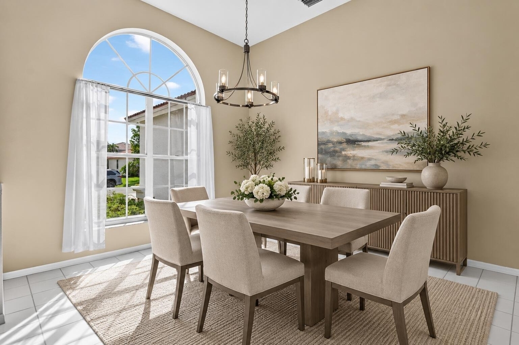 10031 Lexington Estates Boulevard - Photo 2