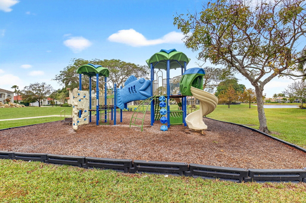 10031 Lexington Estates Boulevard - Photo 58