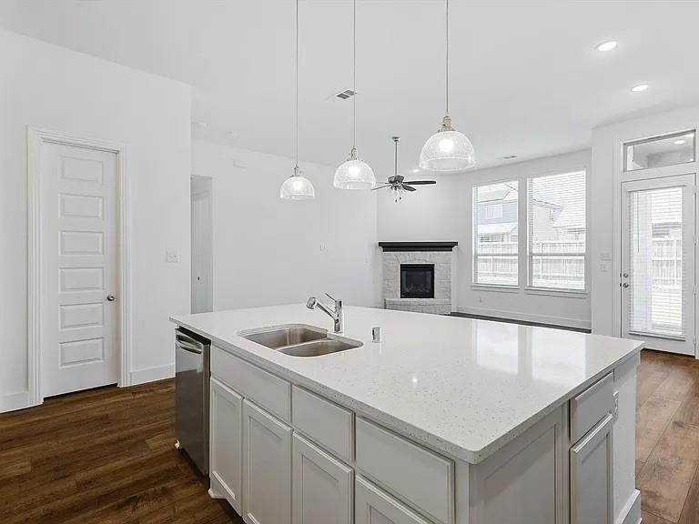 1417 Sumner Street - Photo 6
