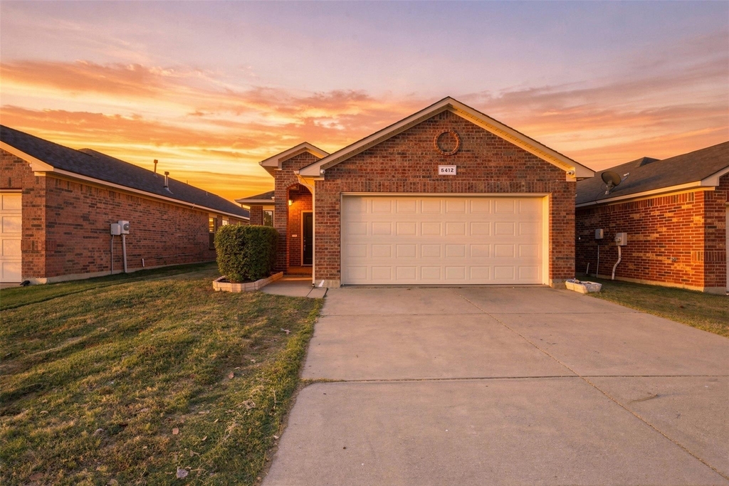 5412 Austin Ridge Drive - Photo 0