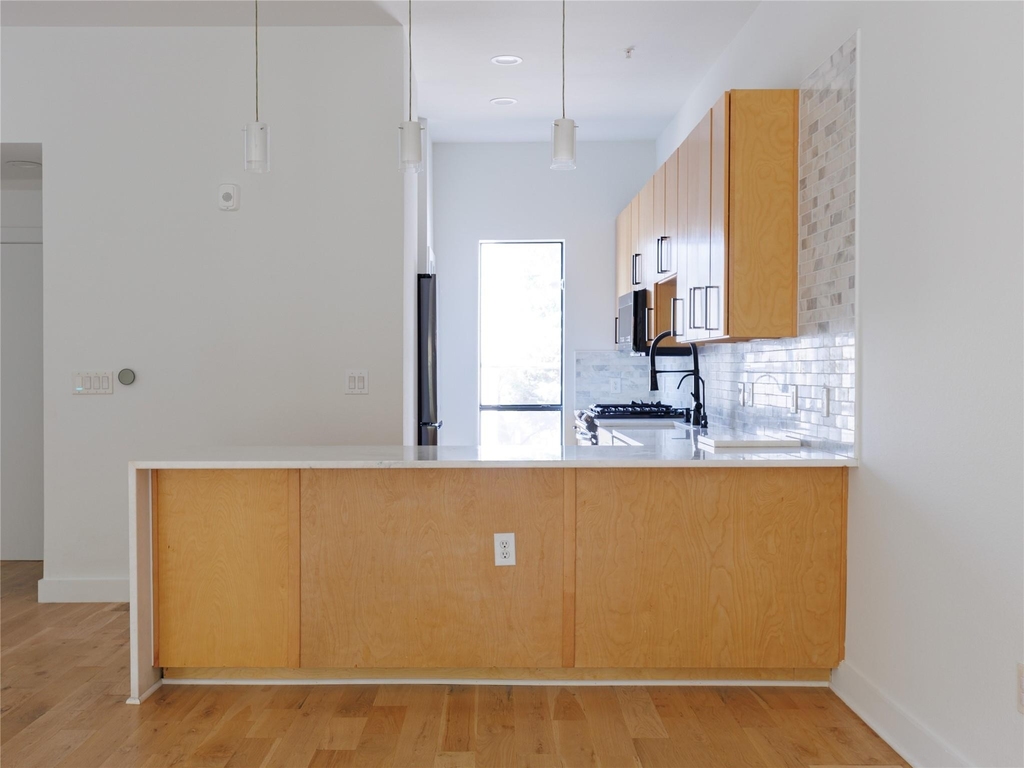 4111 Newton Avenue - Photo 12
