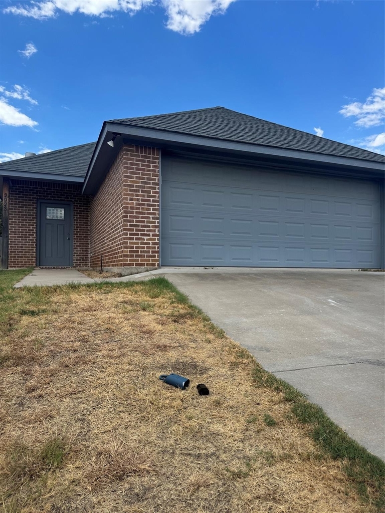 2923 River Ridge Court - Photo 0