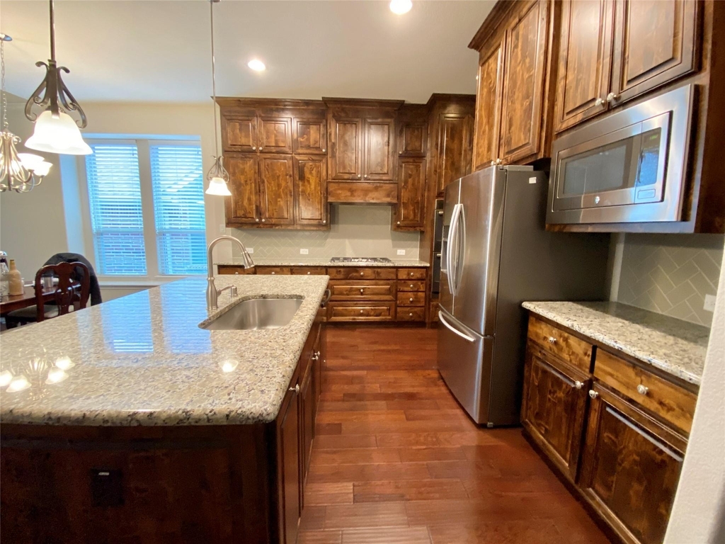 2332 Stallion Street - Photo 3
