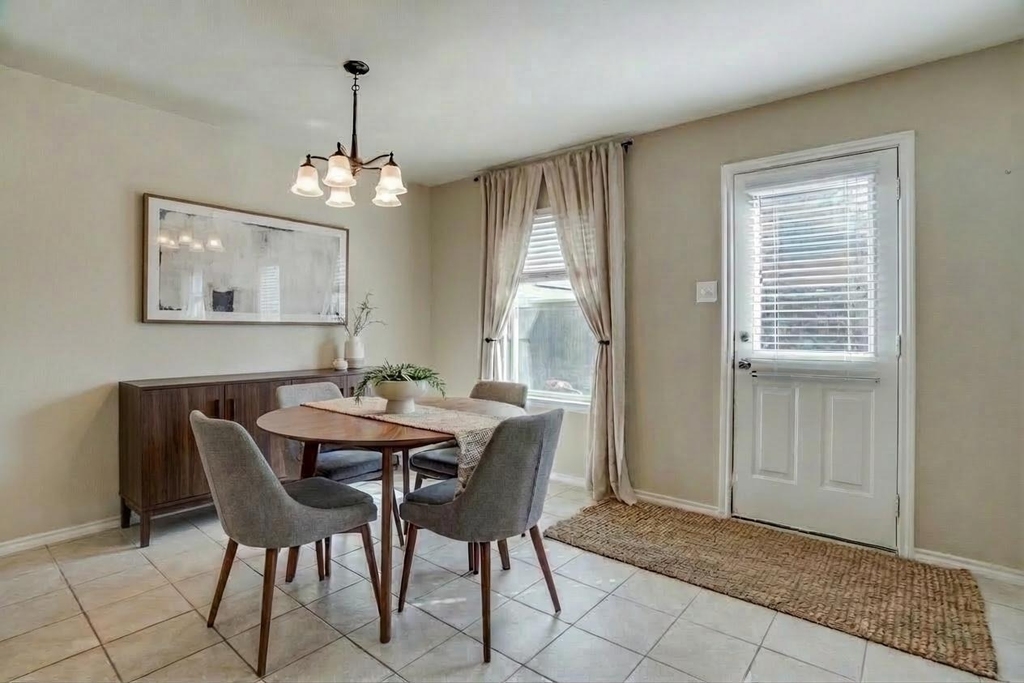 1404 Marble Street - Photo 12