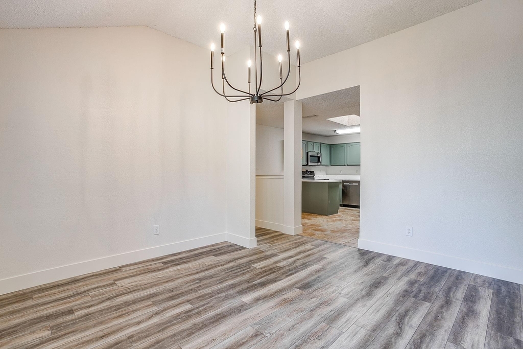 326 Pecos Drive - Photo 5