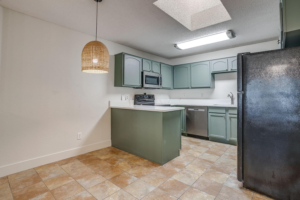 326 Pecos Drive - Photo 8