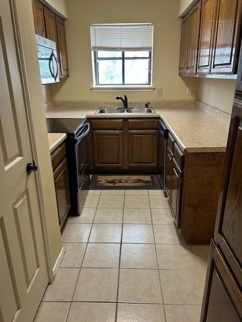 821 W Harwood Road - Photo 5