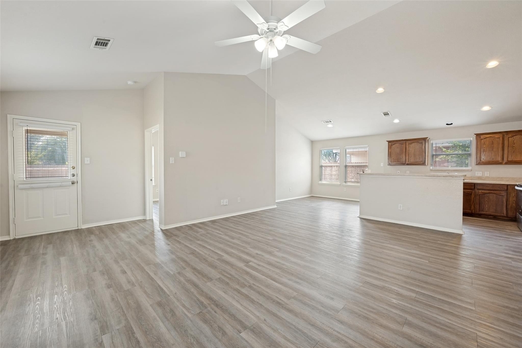 1105 Cottonwood Drive - Photo 1