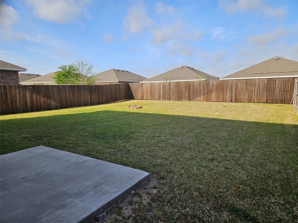 767 Camden Drive - Photo 30